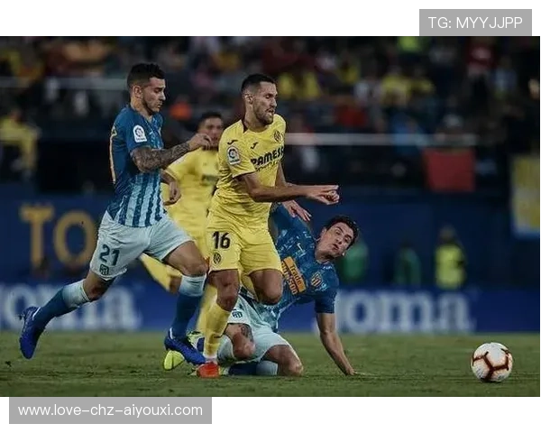 比利亚雷亚尔决定把训练中对抗强度作为核心指标,提升球队竞技水平 比利亚雷亚尔决定把训练中对抗强度作为核心指标,提升球队竞技水平