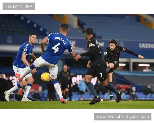 纽卡斯尔威尔逊点球稳稳罚入扭转战局，英超激战再掀高潮