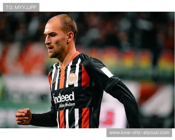 法兰克福通过连续渗透掌握禁区主导权