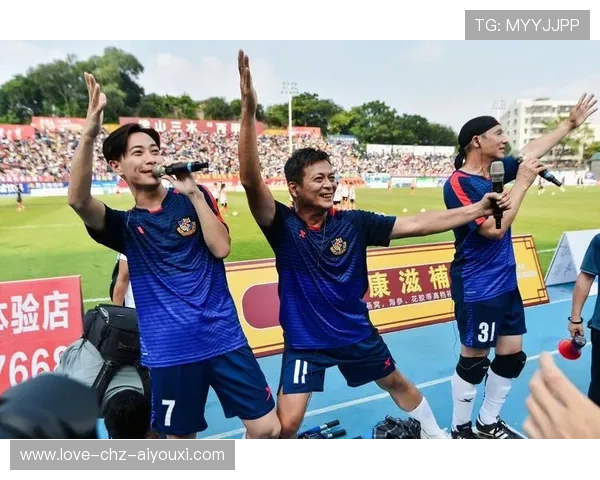 足球友谊赛凌空爆射堪称全场最佳